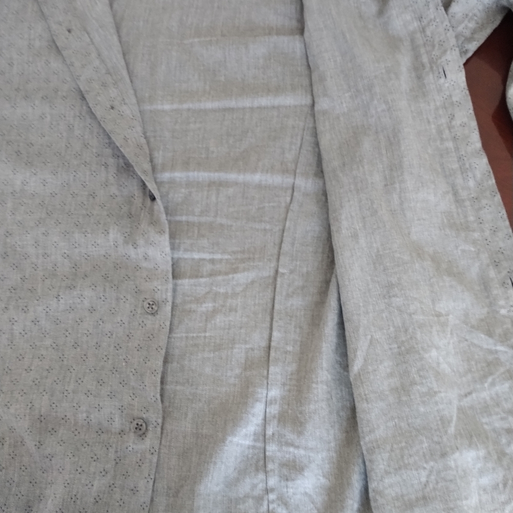 Banana Republic Medium Gray Patterned Button Up - image 5